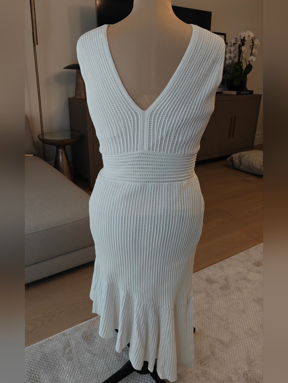 Milly Bodycon V-Neck Ribbed High-Low Ruffle Dress - Picture 4 of 8